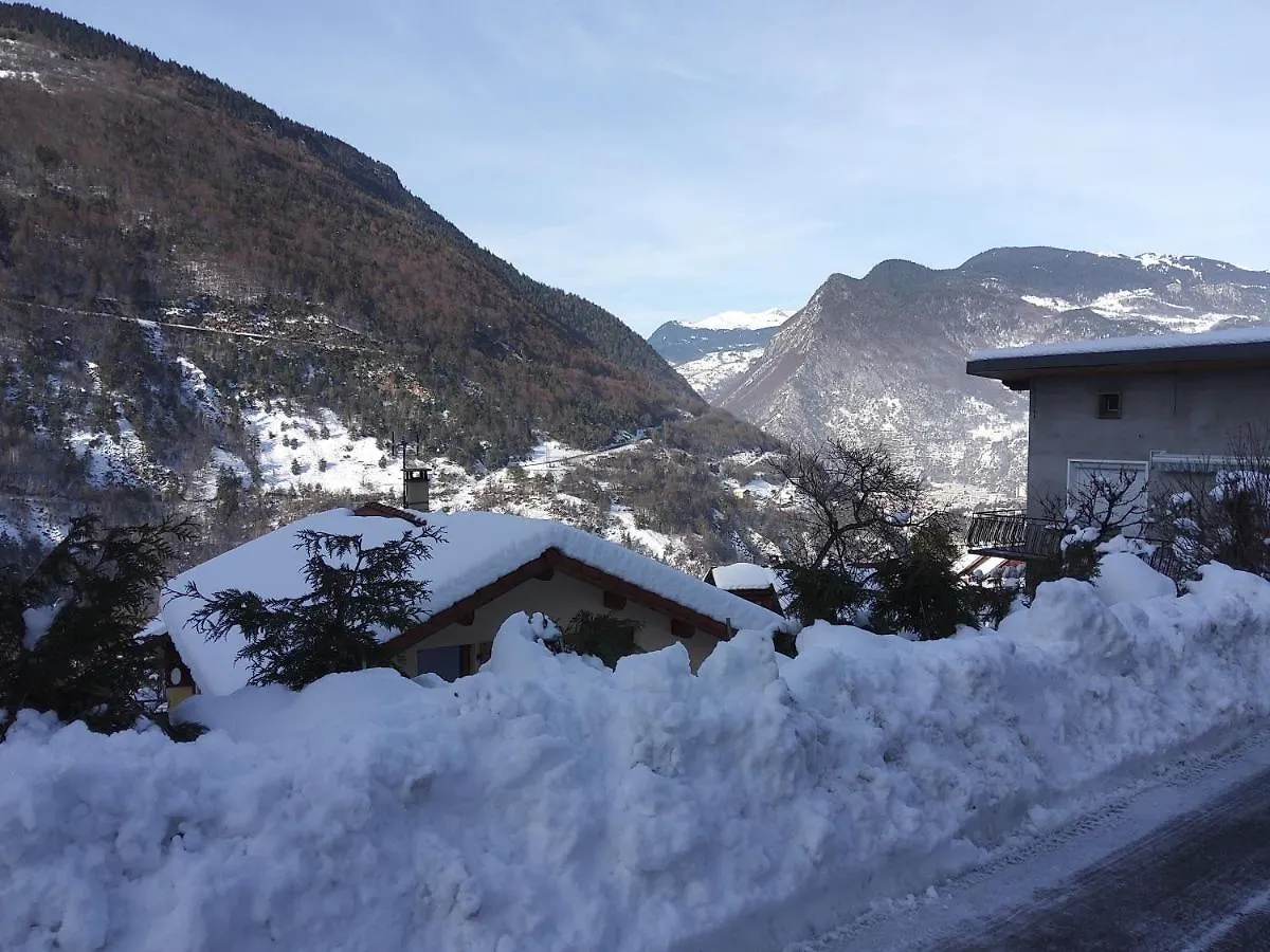 Votre Appartement Savoyard Avec Parking A La Telecabine Pour Skier Les 3 Vallees ! Villarlurin Apartment