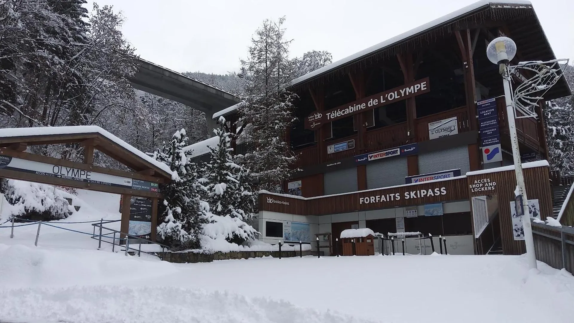 Votre Appartement Savoyard Avec Parking A La Telecabine Pour Skier Les 3 Vallees ! Villarlurin 0*,  France